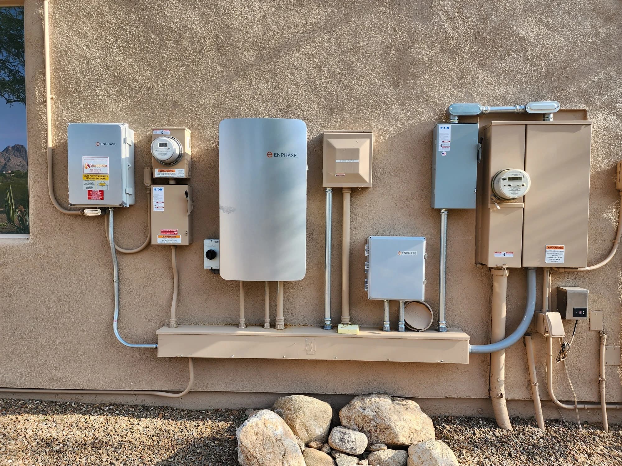 Professional battery storage system installation